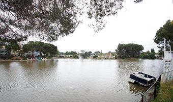 30658 Lakefront Dr, Agoura Hills, CA 91301