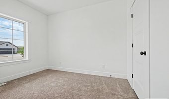 3131 Elixir Rd, Ammon, ID 83406