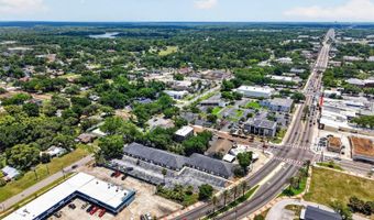 7 W MAIN St 12-14, Apopka, FL 32703