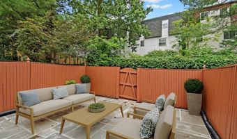 7822 ORACLE Pl, Potomac, MD 20854