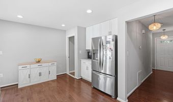 7832 FORDSON Rd, Alexandria, VA 22306
