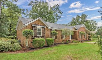 1904 Chatham Dr, Albany, GA 31721