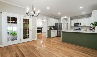 211 WEATHERLY CLUB Dr, Alabaster, AL 35007