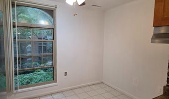 3376 WOODBURN Rd, Annandale, VA 22003