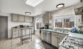 522 Sugarloaf Dr, Dayton, NV 89403