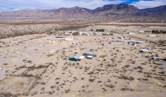 10 Seco Ct, Caballo, NM 87931