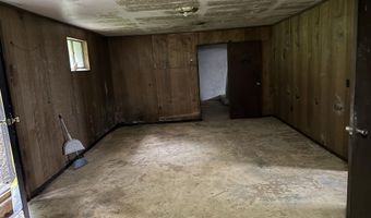 1044 Kentucky 1426, Banner, KY 41603