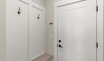 2302 SW Parkway Ln, Ankeny, IA 50023