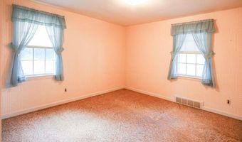 29 Edward Ave, East Providence, RI 02916
