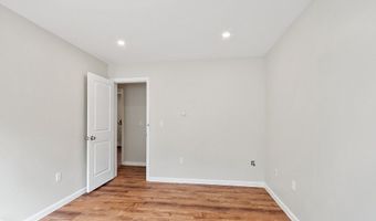 2 Howe Ter 11, Boston, MA 02125