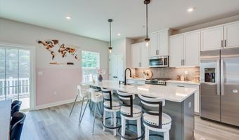 220 Anchor Way, Aberdeen, NJ 07721