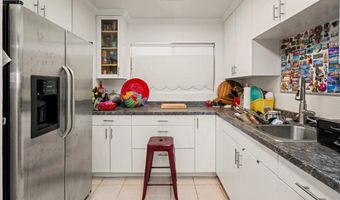 2540 Clairemont Dr 307, San Diego, CA 92117