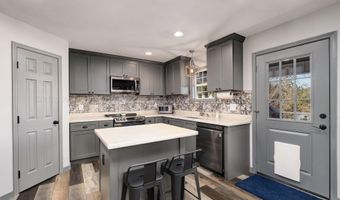 186 LAKE CREEK Dr, Arley, AL 35541