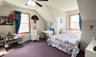 18555 Days Way Ln, Aurora, IN 47001