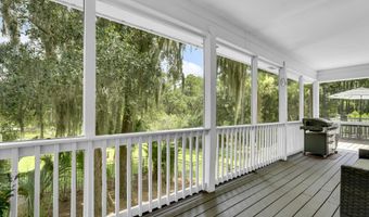 23 Little Creek Rd, Beaufort, SC 29907