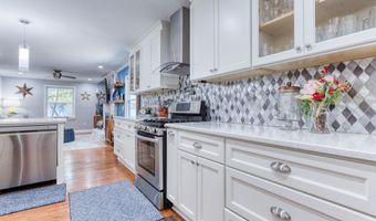 813 Lakeshore, Berkeley Lake, GA 30096