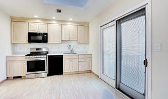 12 Van Gogh Ln, Airmont, NY 10901