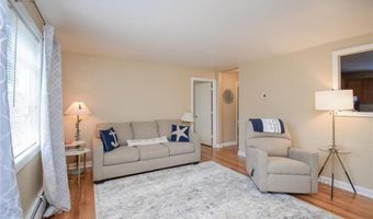 70 Carroll Ave 509, Newport, RI 02840