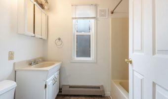 44 Mary Carroll St, Auburn, ME 04210