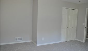 2722 Gingertree Dr, Ashtabula, OH 44004