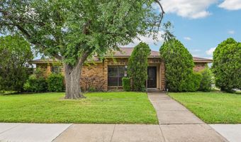 5605 Blair Oaks Dr, The Colony, TX 75056
