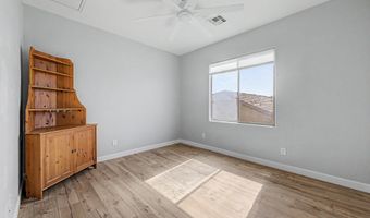 2317 E REDWOOD Ct, Chandler, AZ 85286