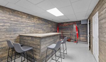 5481 Bear Creek Pass, Auburn, IN 46706