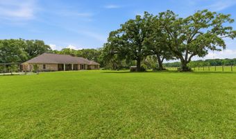 776 Sand Pit Rd, Arnaudville, LA 70512