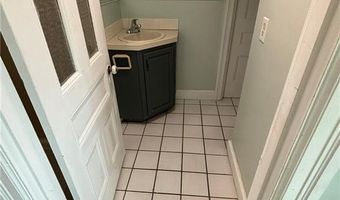1536 Cranston St 3, Cranston, RI 02920