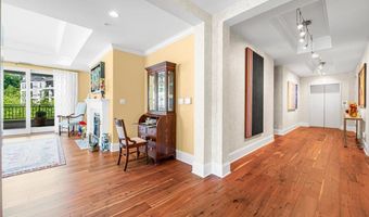 8111 RIVER Rd #131, Bethesda, MD 20817
