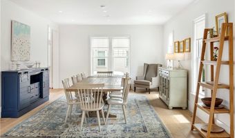 15 High St, Newport, RI 02840
