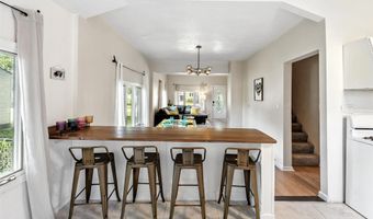 1507 Searle St, Des Moines, IA 50317