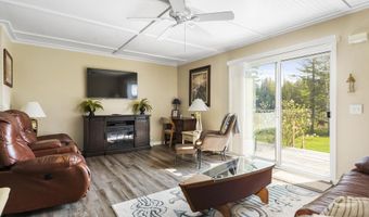 8018 Lake St, Alanson, MI 49706