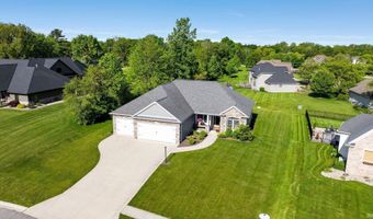 1123 N Dewey St, Auburn, IN 46706