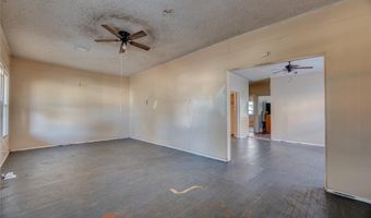 909 W Minnesota Ave, Chickasha, OK 73018