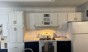 10 L St, Bangor, ME 04401