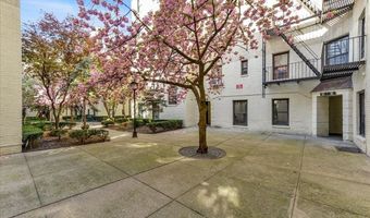 21-38 35 St 1C, Astoria, NY 11105