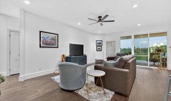 810 Spyglass Hill Dr, Bedford, IN 47421