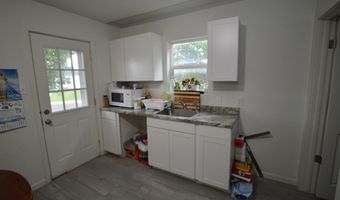 817 819 W 9TH St, Cheyenne, WY 82007