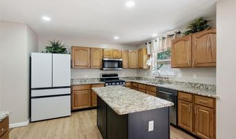 305 Oak Top Ct, Ballwin, MO 63021