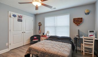 221 Little Man Dr, Boiling Springs, SC 29316