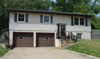 20 E Zeller St, North Liberty, IA 52317