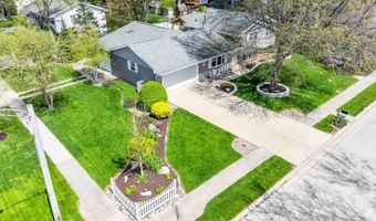 1714 Erin Dr, Normal, IL 61761