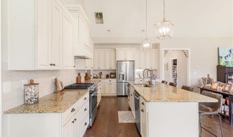 4512 Greyfriars Ln, Acworth, GA 30101