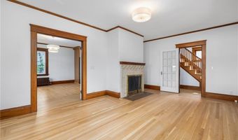 26 Welfare Ave, Cranston, RI 02910
