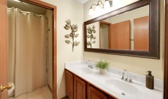 1491 Lancaster Ln, Algonquin, IL 60102