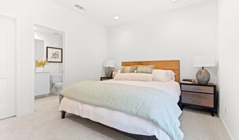 2545 Broom Ln, Carlsbad, CA 92008