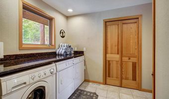 181 Red Fox Ct, Breckenridge, CO 80424