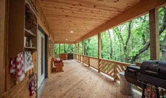 4978 S 11th Rd, Aldrich, MO 65601