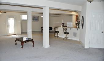 7582 VENTURE Dr, Alexandria, VA 22315